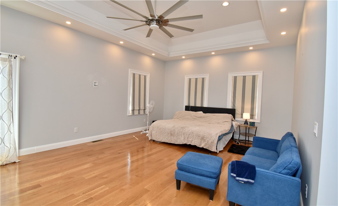 210 High Street Westerly, RI 02891 - Photo 12 of 25