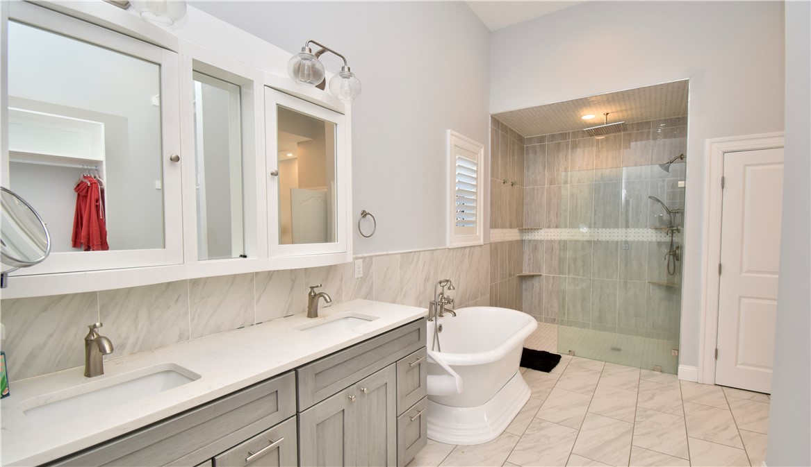 210 High Street Westerly, RI 02891 - Photo 14 of 25