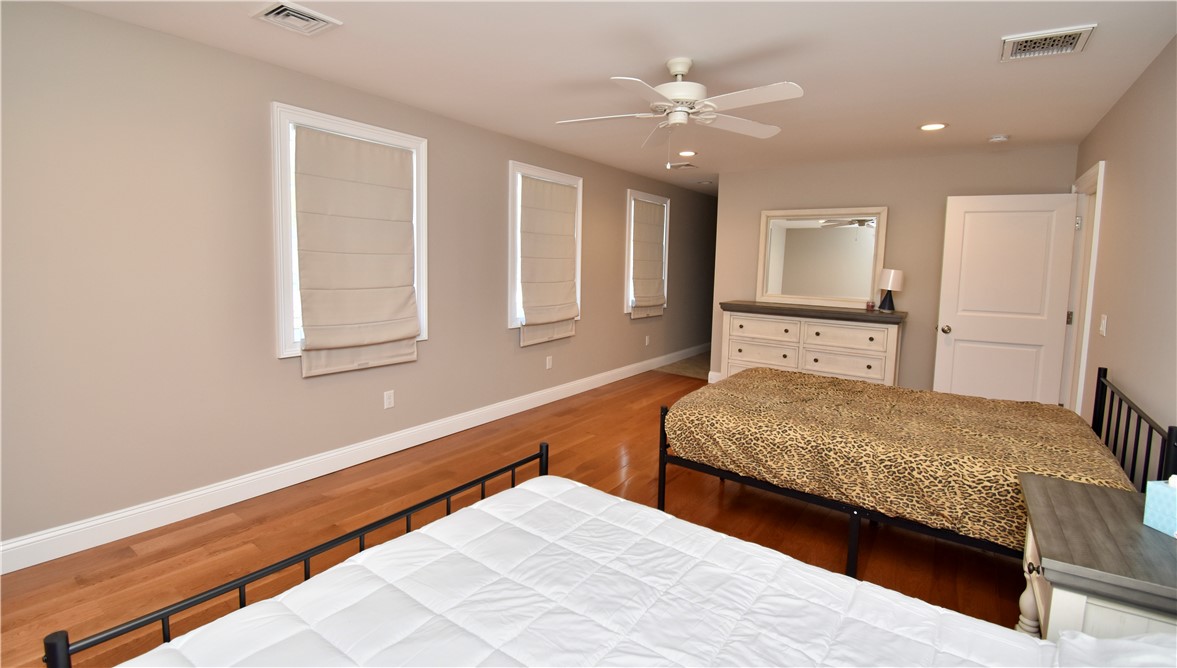 210 High Street Westerly, RI 02891 - Photo 19 of 25