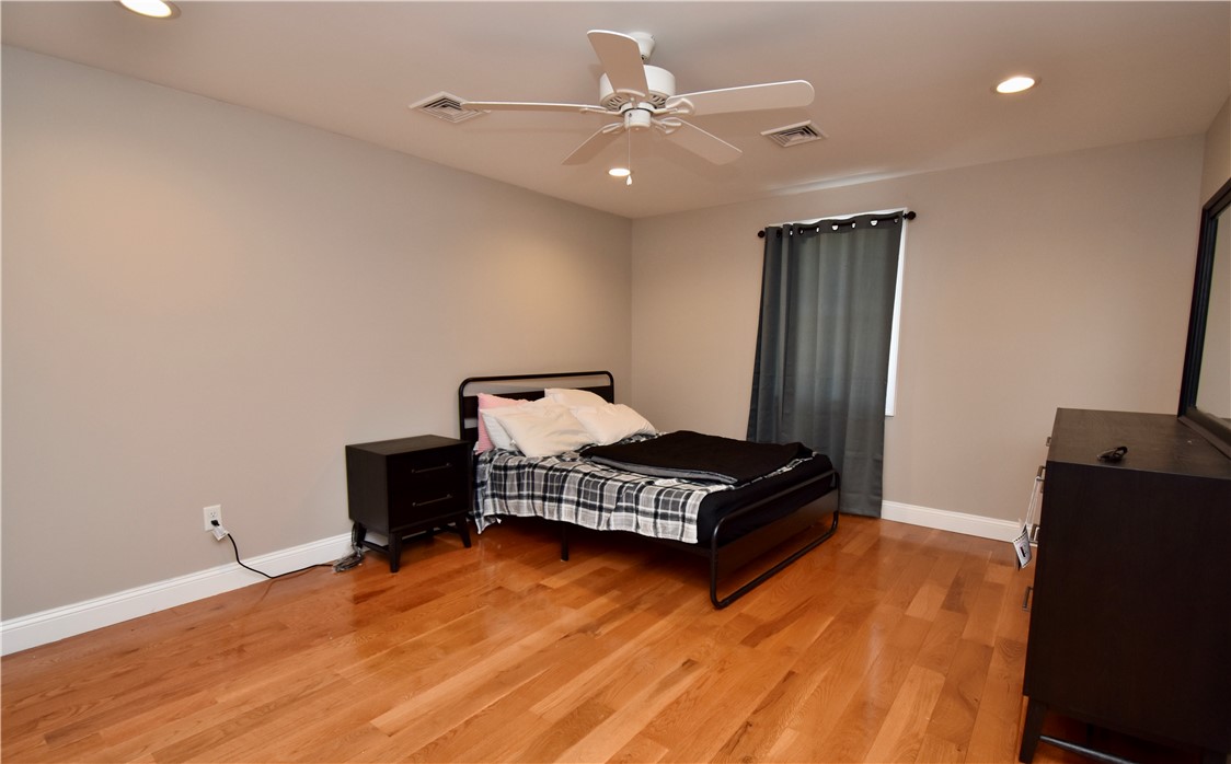 210 High Street Westerly, RI 02891 - Photo 21 of 25