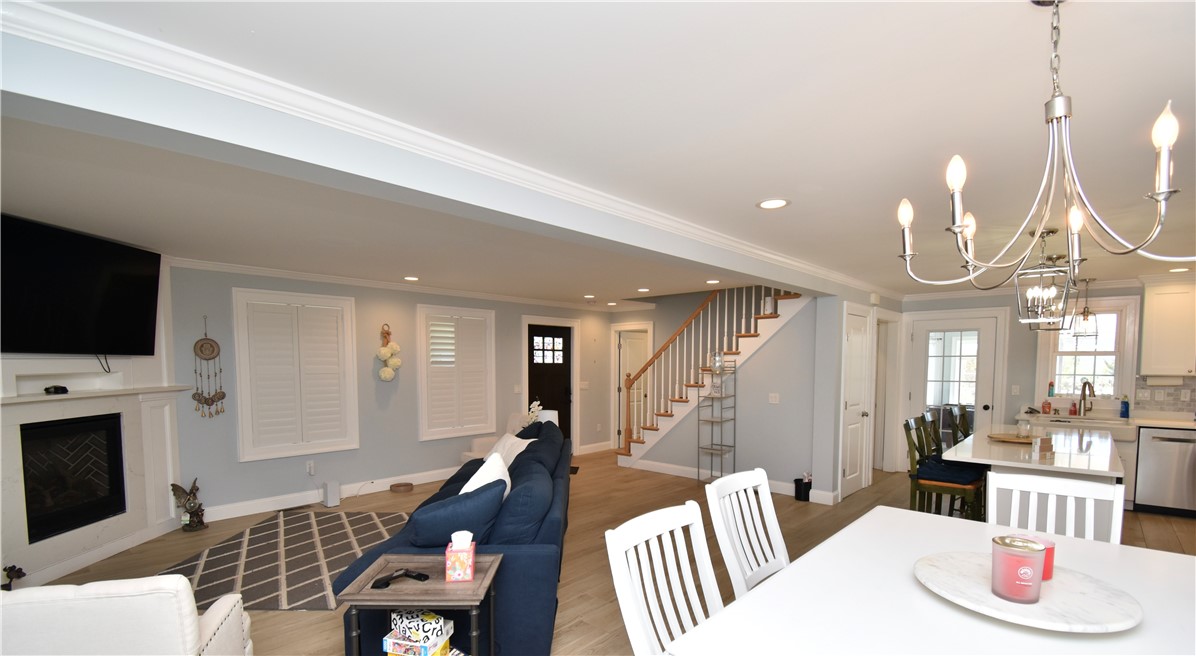 210 High Street Westerly, RI 02891 - Photo 10 of 25