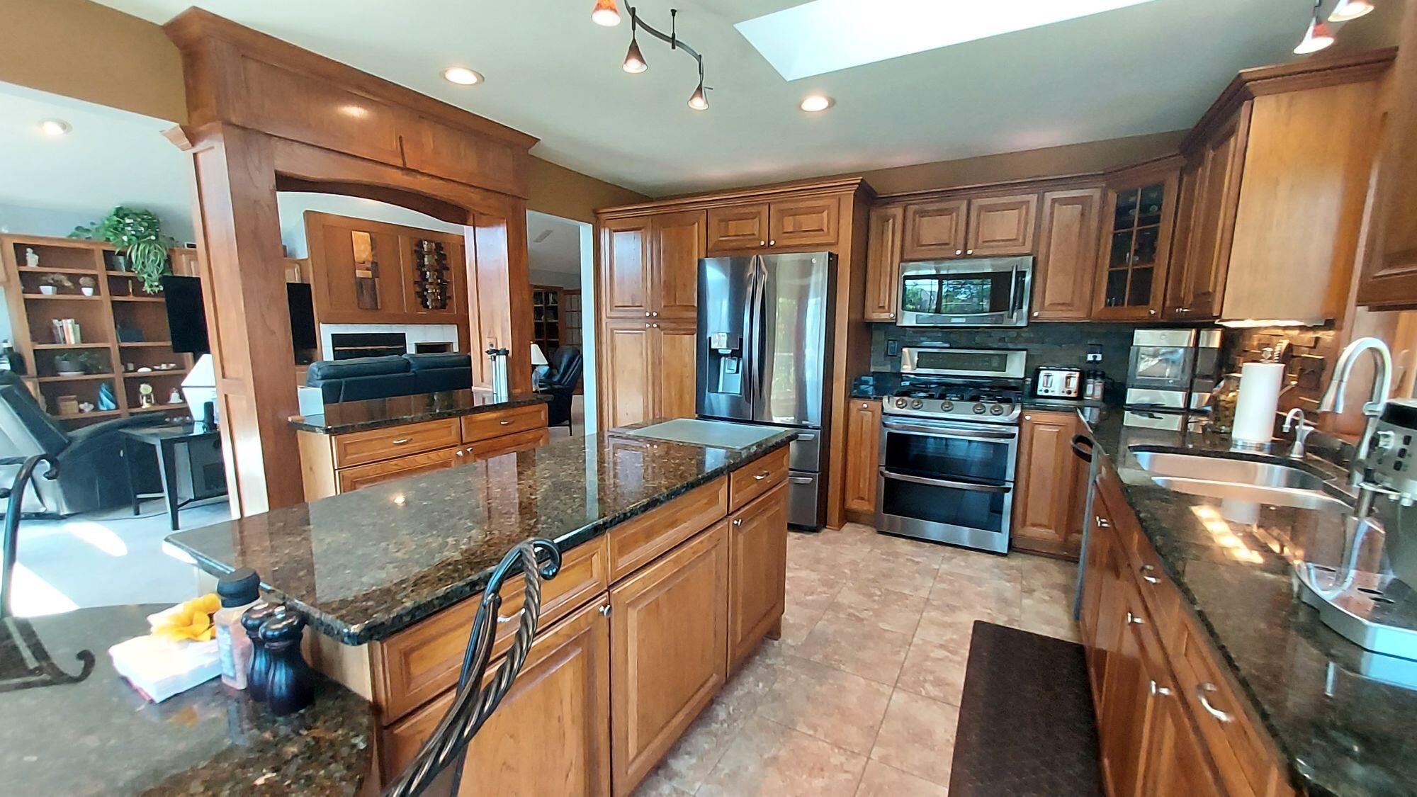 8404 South 68th Street Franklin, WI 53132 - Photo 3 of 48 Stunning Kitchen