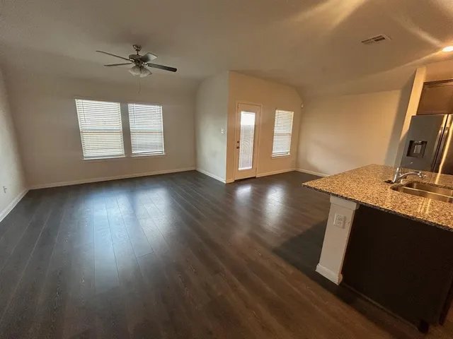 $1,795 | 602 Range Drive, Princeton, TX 75407