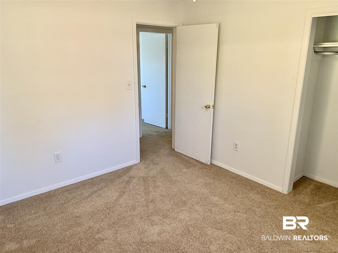 911 South Juniper Street Foley, AL 36535 - Photo 20 of 30
