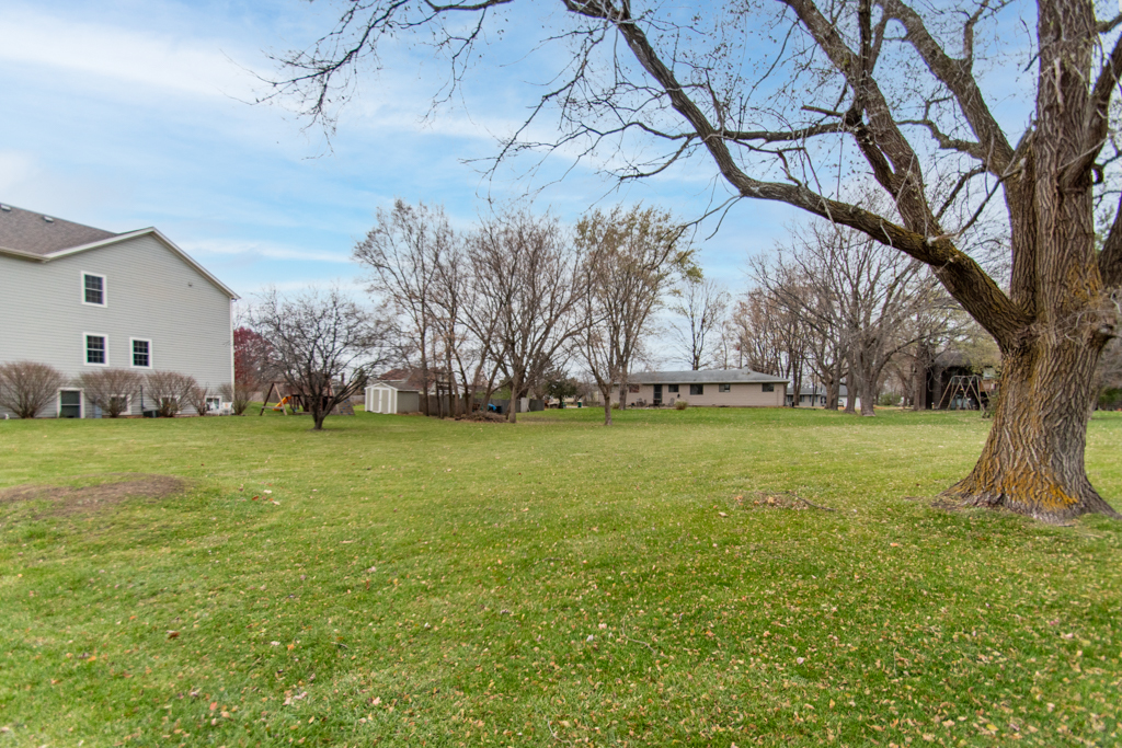 0 Cheyenne Road Gurnee, IL 60031 - Photo 2 of 5 a huge green field with lots of trees