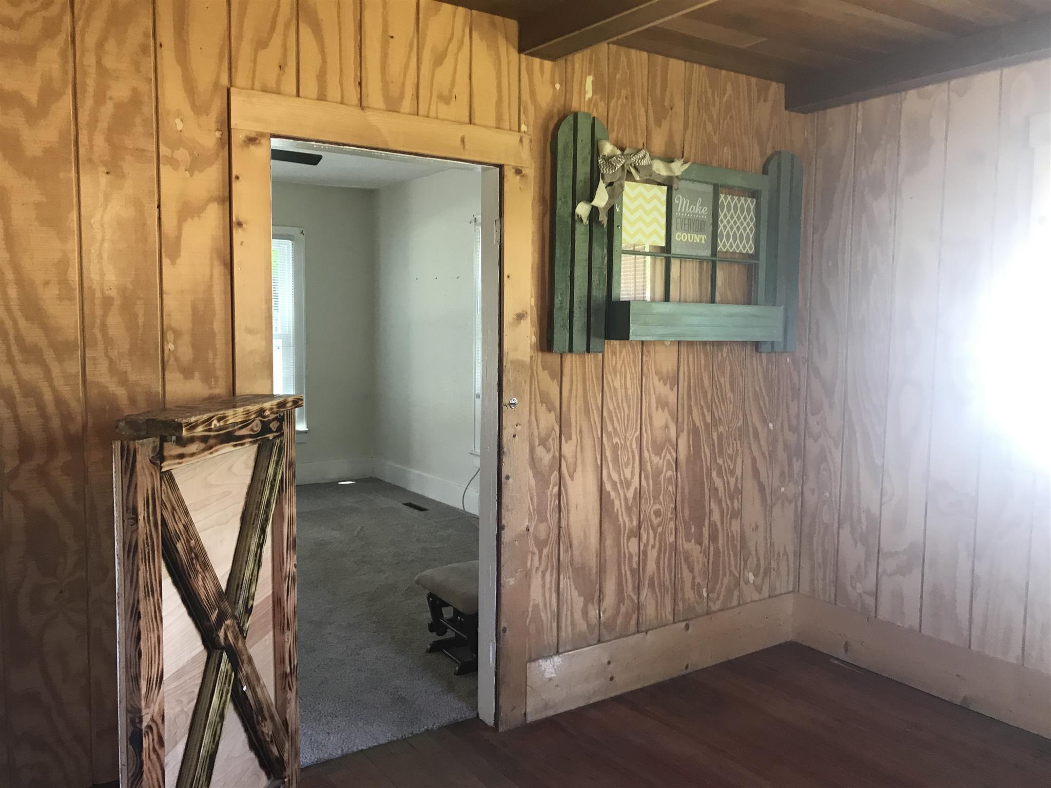16292 Turnpike Road Hagerstown, IN 47346 - Photo 5 of 14