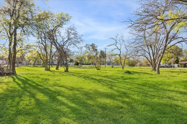 $80,000 | 3109 Texas Avenue, Dickinson, TX 77539