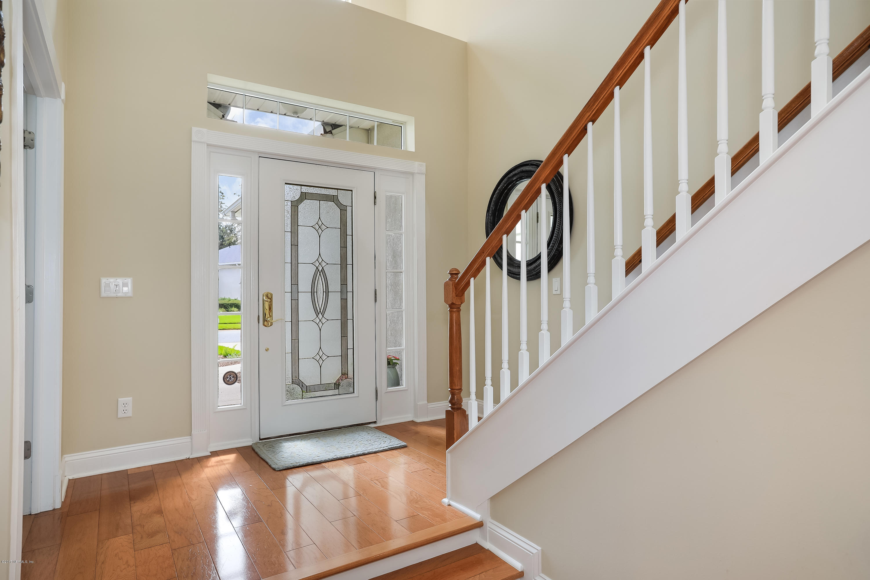 489 Big Tree Road Ponte Vedra Beach, FL 32082 - Photo 4 of 32 a view of an entryway with wooden floor