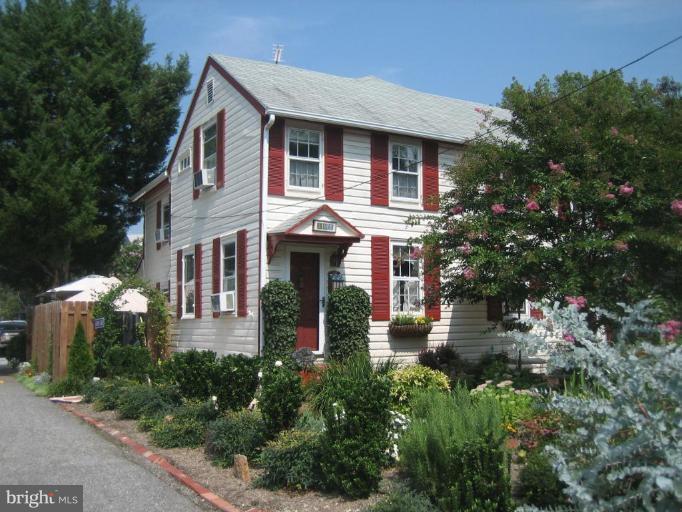 106 Riverside Terrace, Unit 2 Chestertown, MD 21620 - Photo 1 of 14 Exterior (Main)