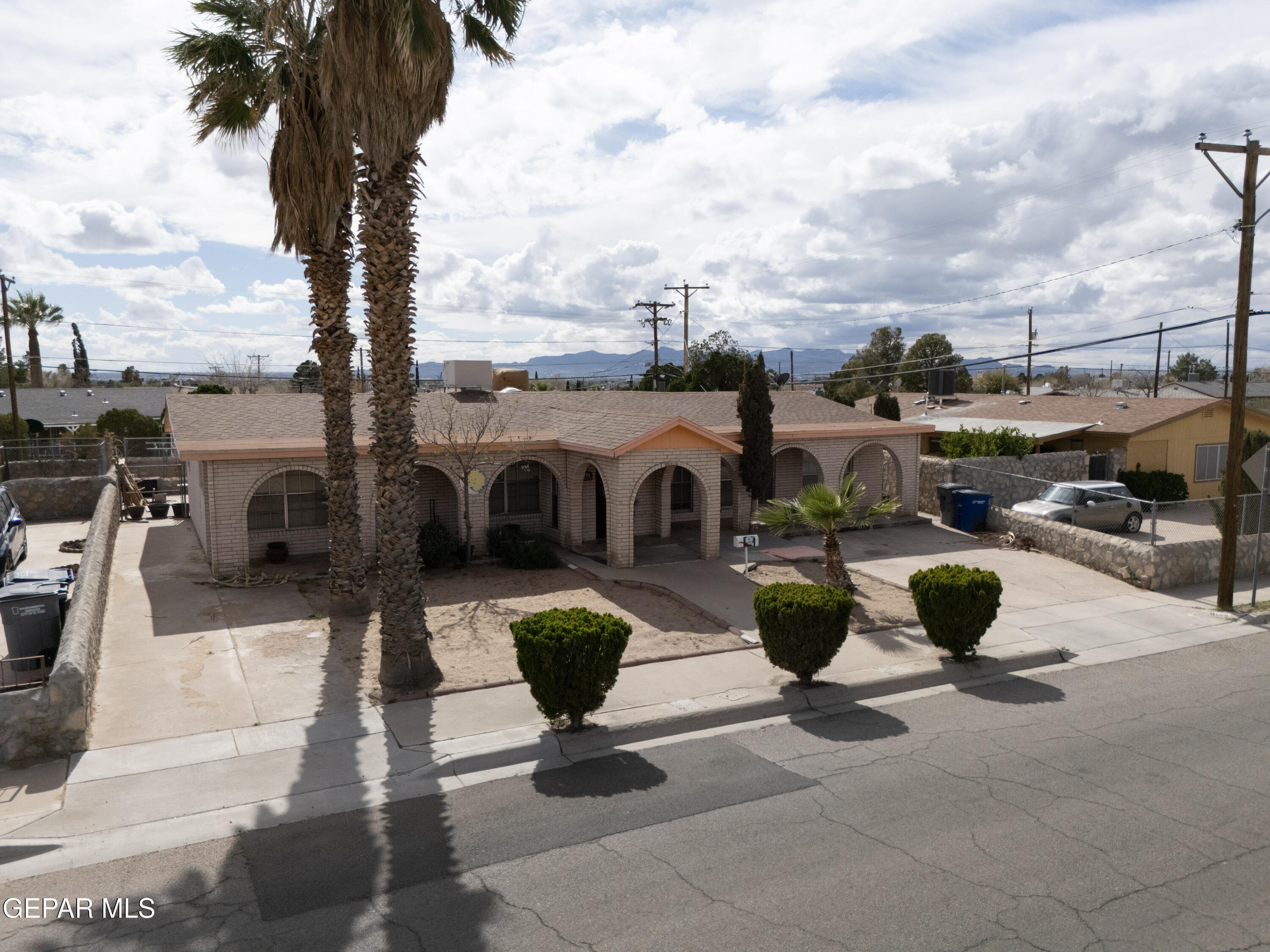8144 Burnham Road El Paso, TX 79907 - Photo 7 of 40 32-DJI_20260310153311_0013_D