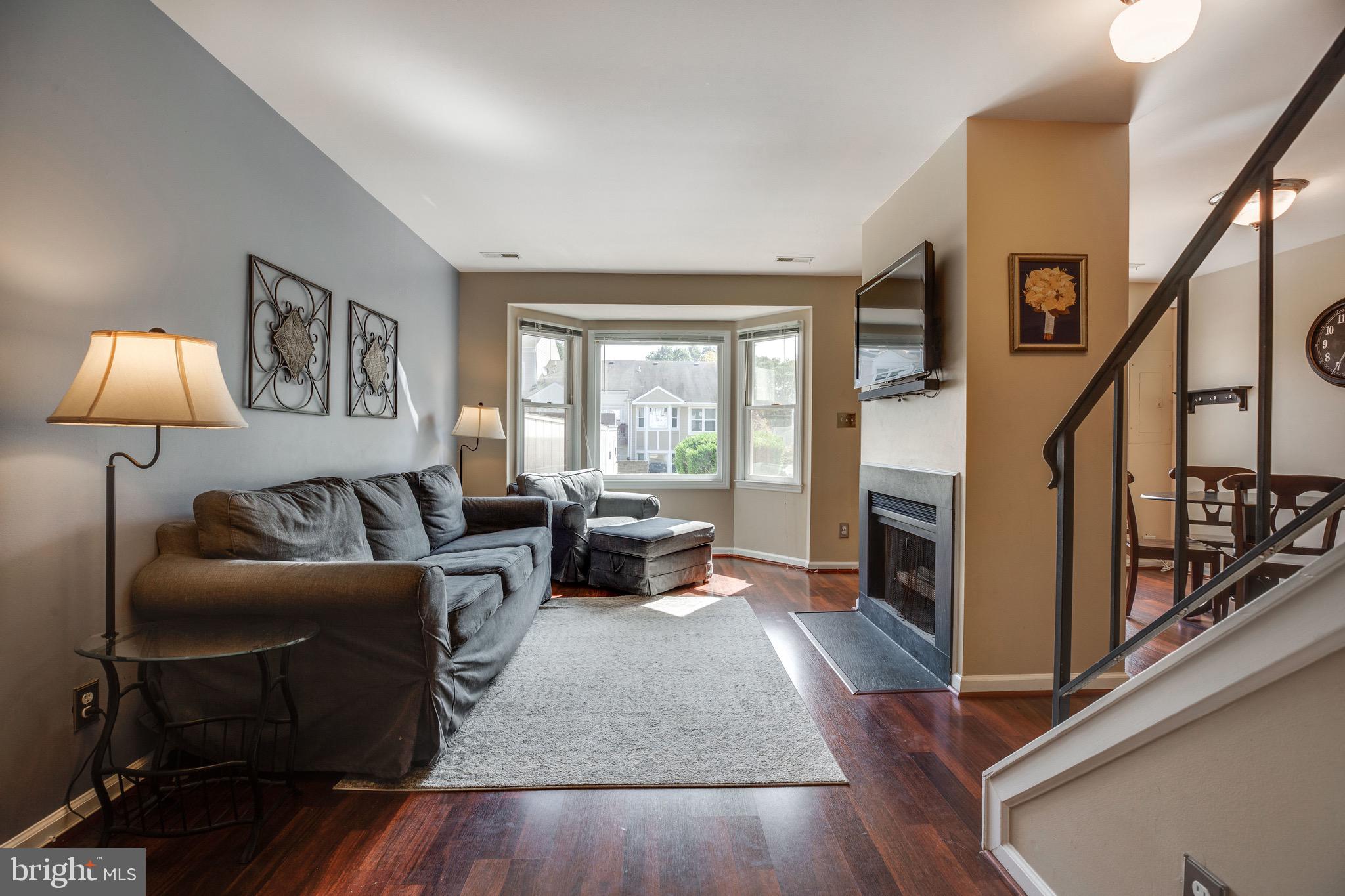 6014 Rabbit Hill Court Centreville, VA 20121 - Photo 16 of 29 Gallery Image 16