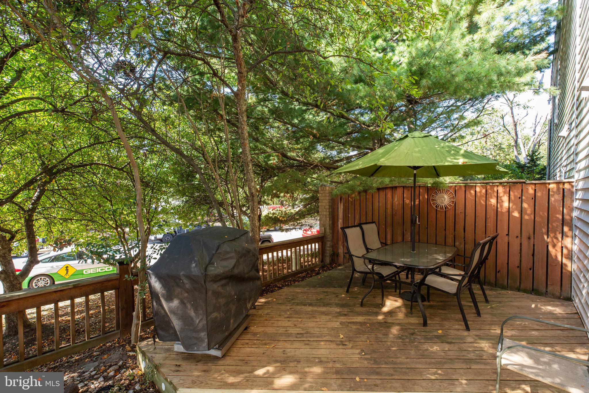 6014 Rabbit Hill Court Centreville, VA 20121 - Photo 4 of 29 Gallery Image 4