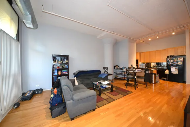 $269,000 | 1530 South State Street, Unit 414, Chicago, IL 60605