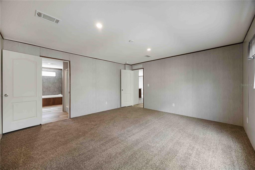 1525 Slash Pine Road Lakeland, FL 33809 - Photo 12 of 27