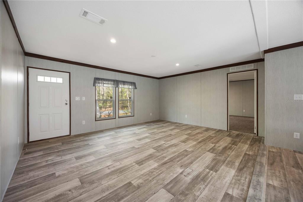 1525 Slash Pine Road Lakeland, FL 33809 - Photo 5 of 27