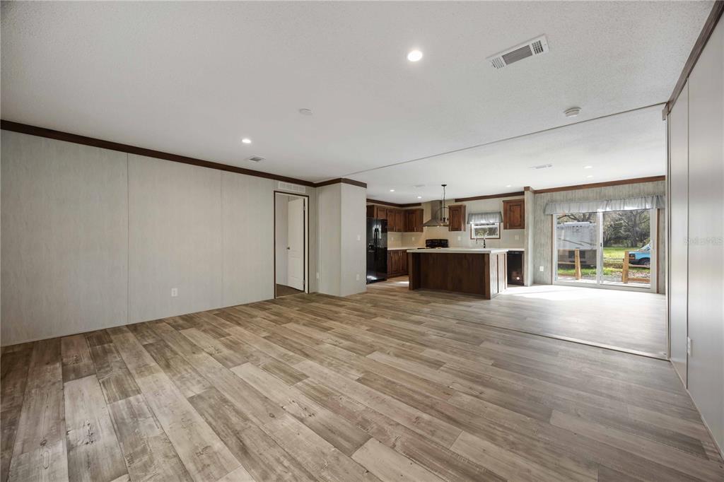 1525 Slash Pine Road Lakeland, FL 33809 - Photo 6 of 27