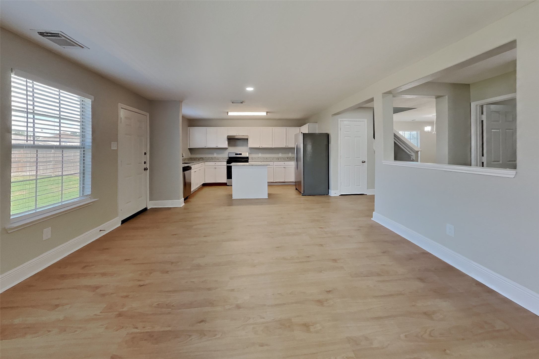 29402 Legends Hill Drive Spring, TX 77386 - Photo 5 of 22