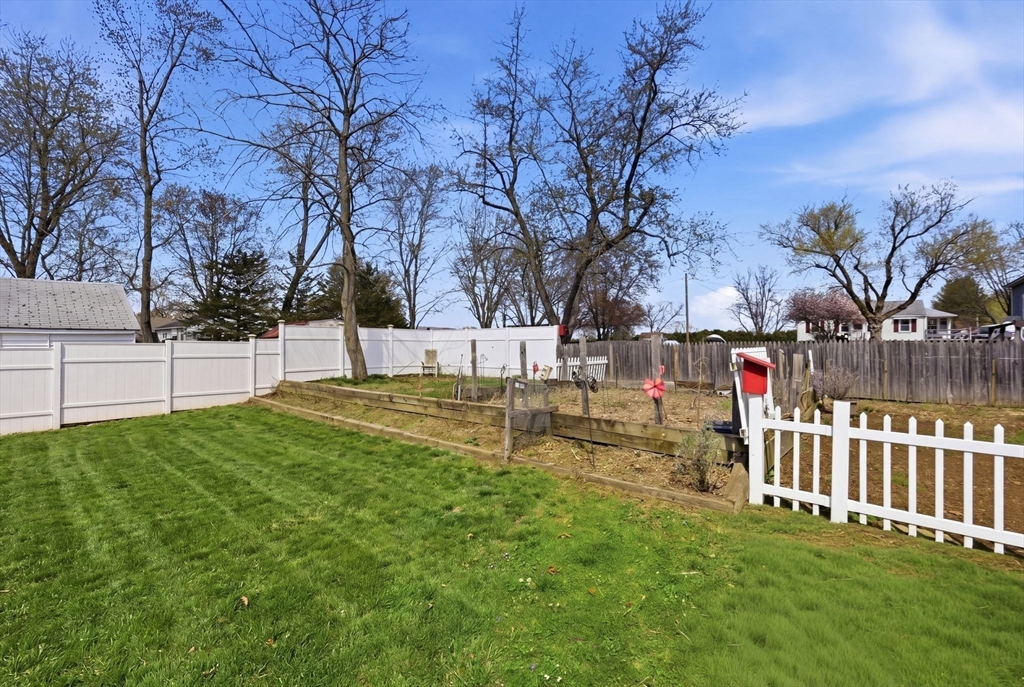 79 Granby Road South Hadley, MA 01075 - Photo 35 of 42