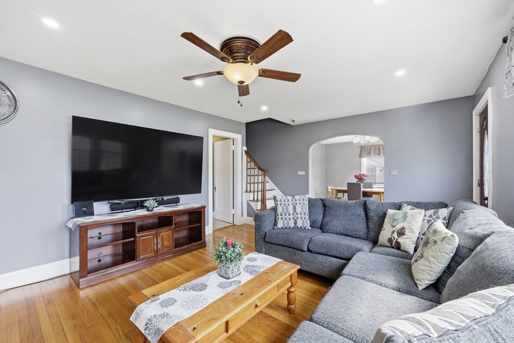 79 Granby Road South Hadley, MA 01075 - Photo 4 of 42