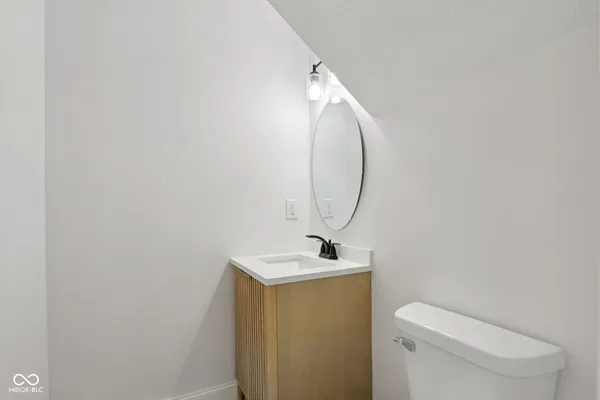 $2,500 | 2728 Carrollton Avenue, Indianapolis, IN 46205