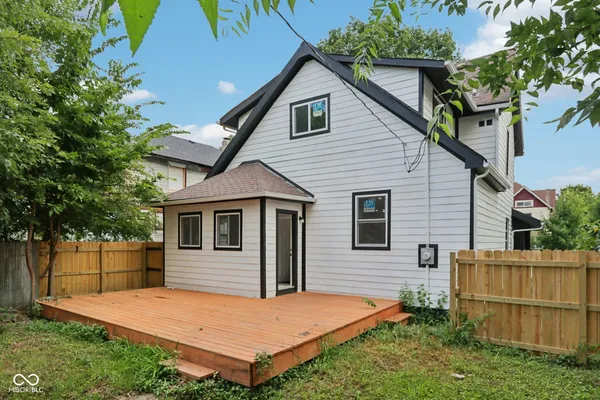 $2,500 | 2728 Carrollton Avenue, Indianapolis, IN 46205