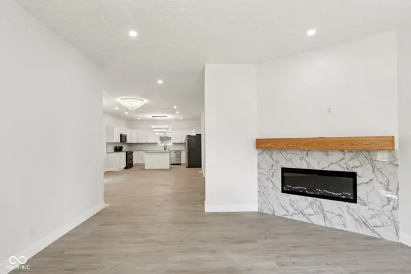 $2,500 | 2728 Carrollton Avenue, Indianapolis, IN 46205