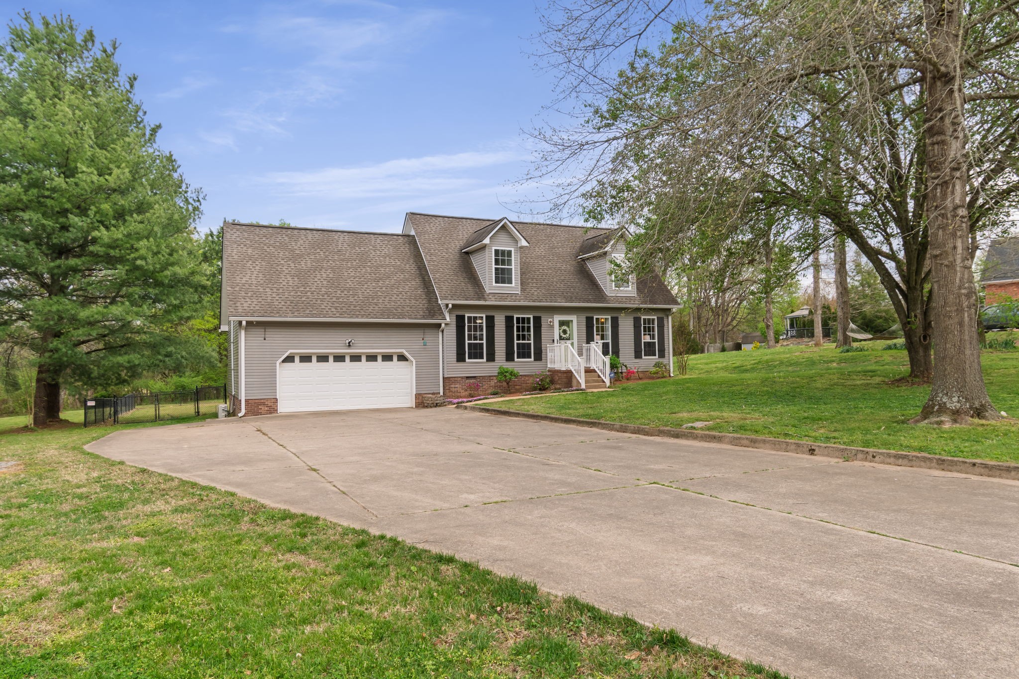 91 Oak Valley Drive Spring Hill, TN 37174 - Photo 4 of 64