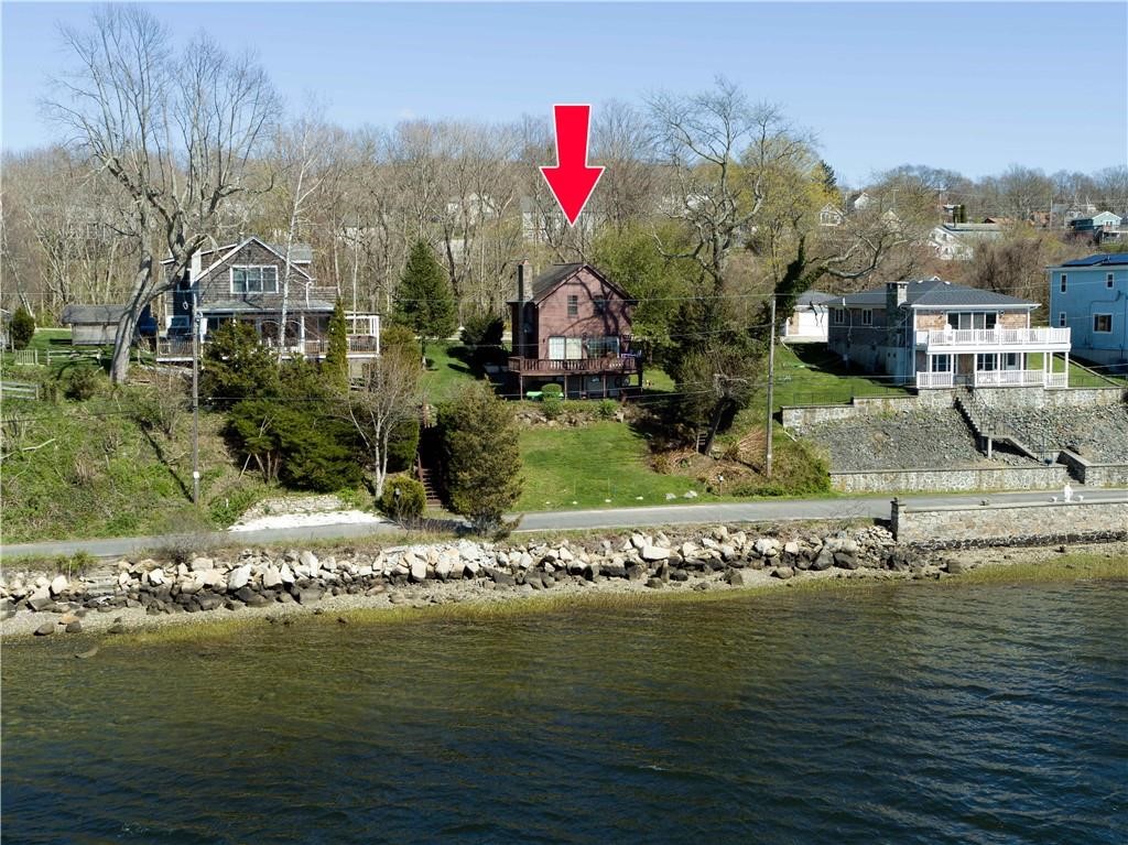 308 Riverside Drive Tiverton, RI 02878 - Photo 2 of 39