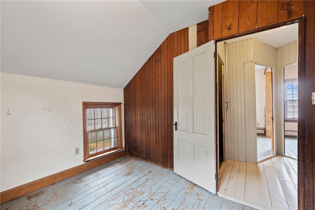 308 Riverside Drive Tiverton, RI 02878 - Photo 22 of 39