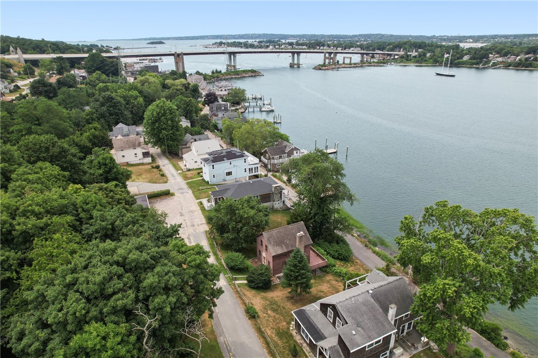 308 Riverside Drive Tiverton, RI 02878 - Photo 32 of 39