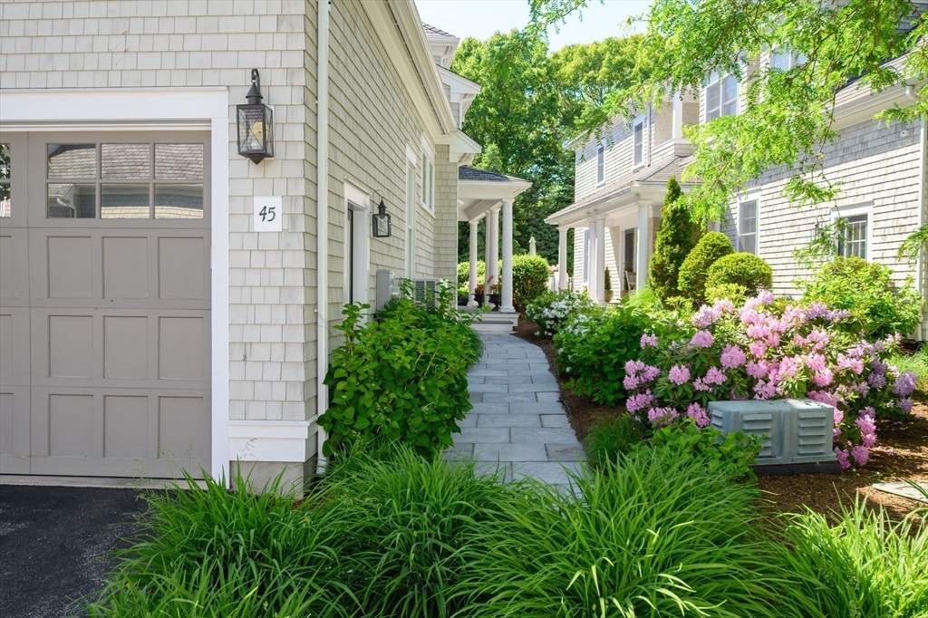 45 Backriver Road, Unit 45 Hingham, MA 02043 - Photo 3 of 42