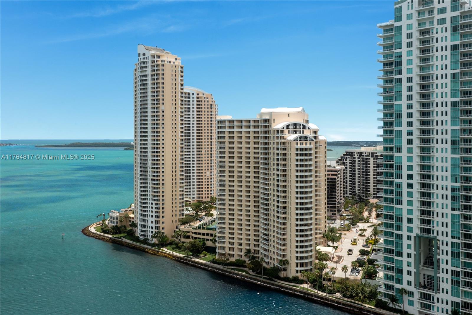 888 Brickell Key Drive, Unit 2501 Miami, FL 33131 - Photo 38 of 39