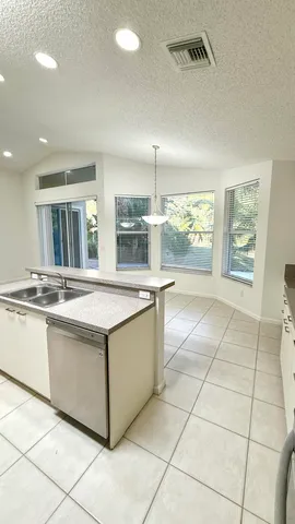 $3,600 | 6166 Cotton Rose Lane, Lake Worth, FL 33467