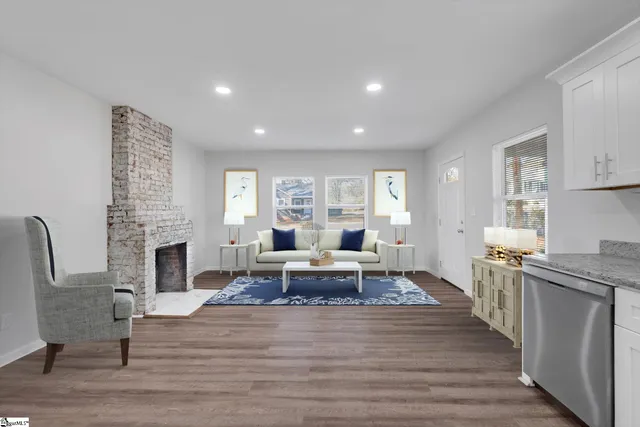 $375,000 | 622 Perry Road, Unit A/ B, Greenville, SC 29609