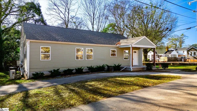 $375,000 | 622 Perry Road, Unit A/ B, Greenville, SC 29609