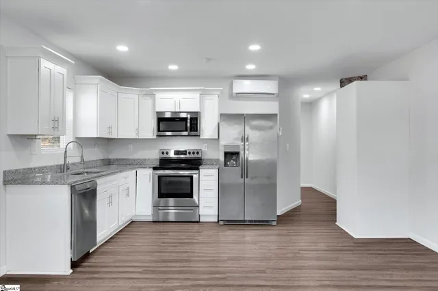 $375,000 | 622 Perry Road, Unit A/ B, Greenville, SC 29609