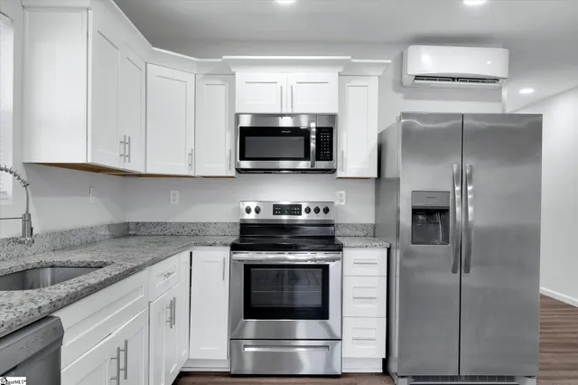 $375,000 | 622 Perry Road, Unit A/ B, Greenville, SC 29609