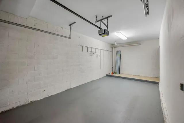 $1,900 | 319 Southeast Kitching Circle, Stuart, FL 34994