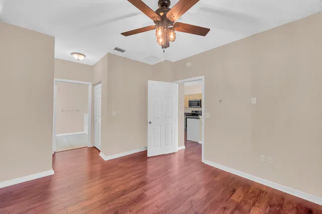 $1,900 | 319 Southeast Kitching Circle, Stuart, FL 34994