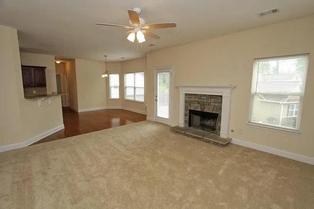 $2,450 | 728 Castle Top Court Southeast, Lawrenceville, GA 30045