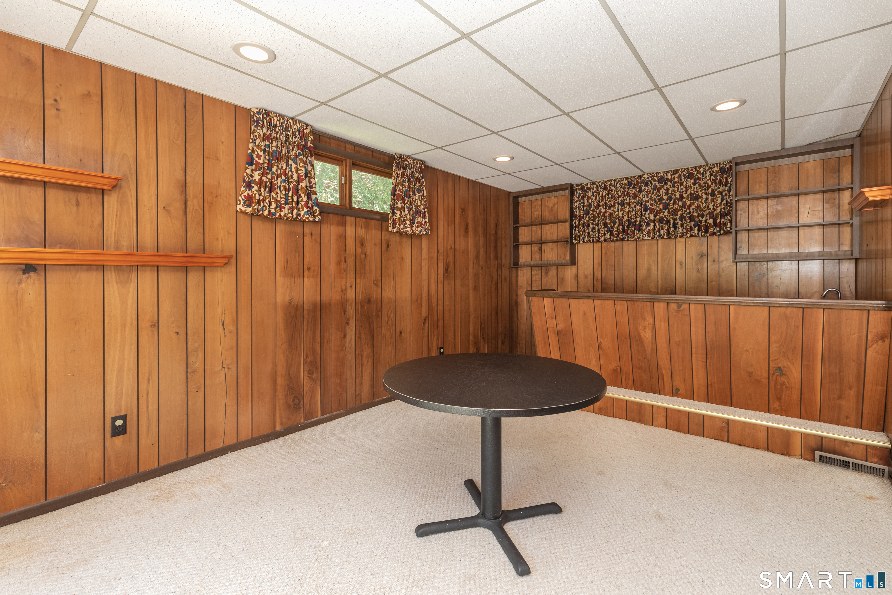 319 Maybrook Road Waterbury, CT 06708 - Photo 20 of 40
