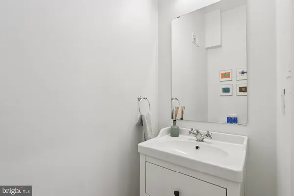 $950,000 | 814 South 49th Street, Philadelphia, PA 19143