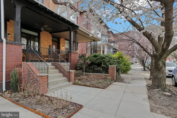$950,000 | 814 South 49th Street, Philadelphia, PA 19143