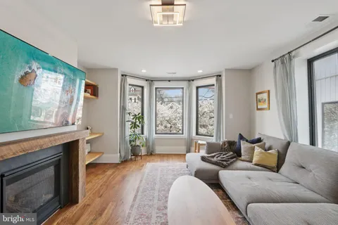 $950,000 | 814 South 49th Street, Philadelphia, PA 19143
