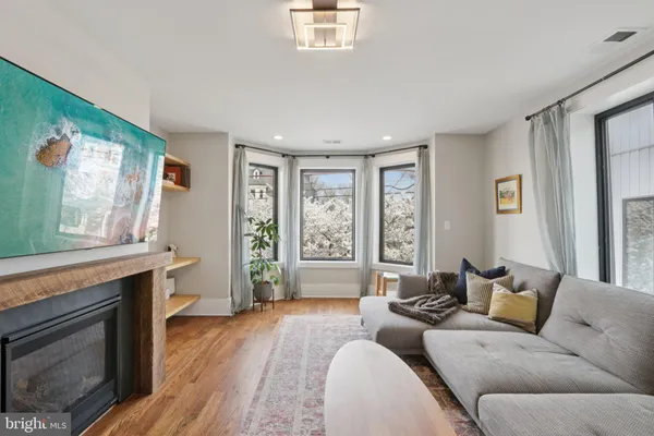 $950,000 | 814 South 49th Street, Philadelphia, PA 19143