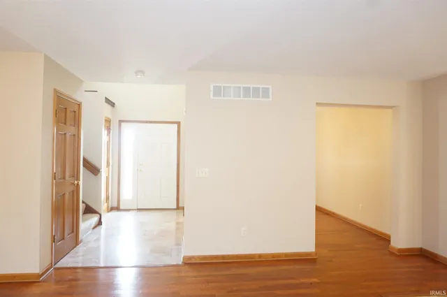 $2,000 | 12426 Cliff View Court, Fort Wayne, IN 46818