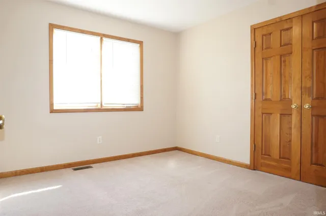 $2,000 | 12426 Cliff View Court, Fort Wayne, IN 46818