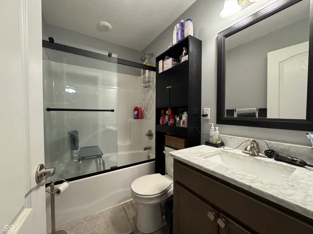 $299,900 | 1408 North Blish Street, Seymour, IN 47274