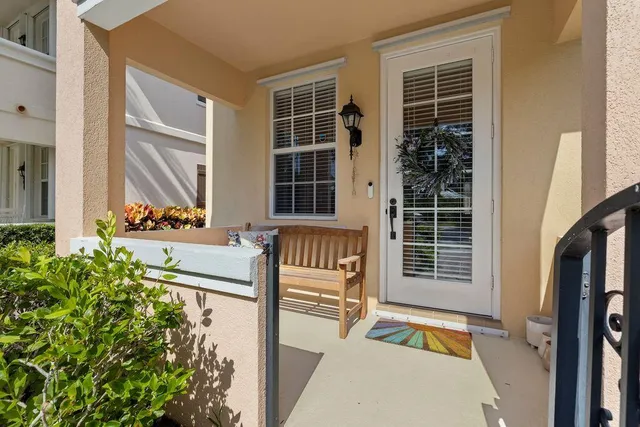 $4,500 | 4006 Parkside Drive, Jupiter, FL 33458