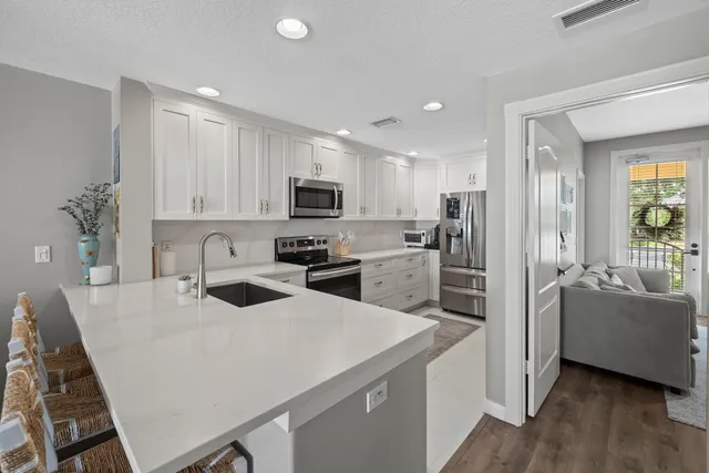 $4,500 | 4006 Parkside Drive, Jupiter, FL 33458